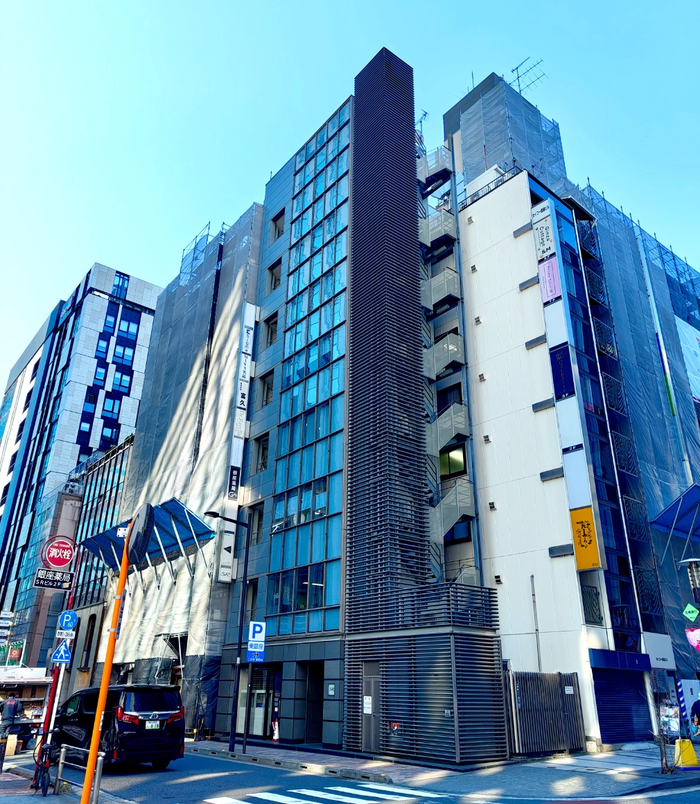 銀座・新橋駅前歯医者矯正歯科外観